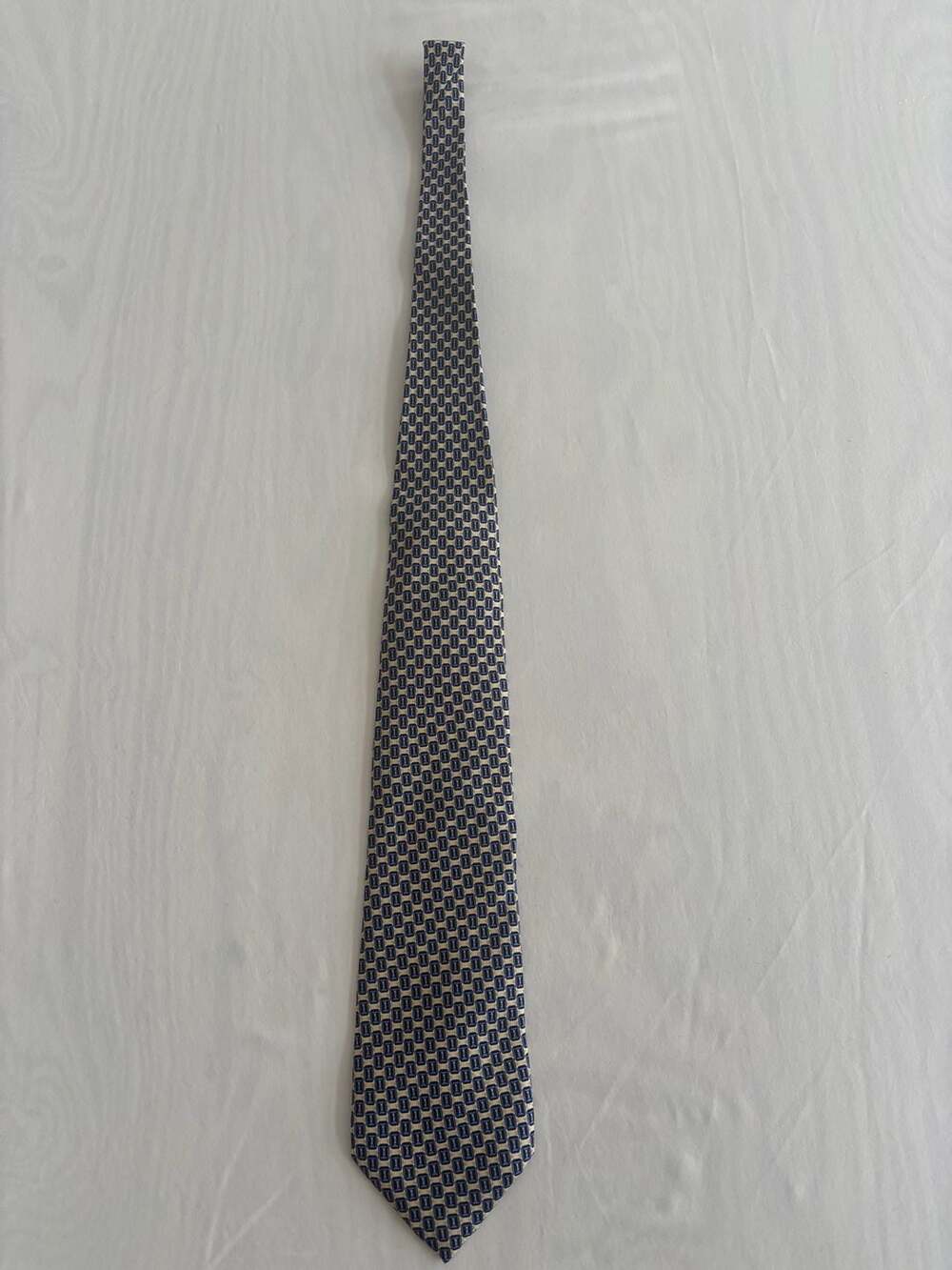 Stafford Made In Italy 100% Silk Geometric Pattern Necktie